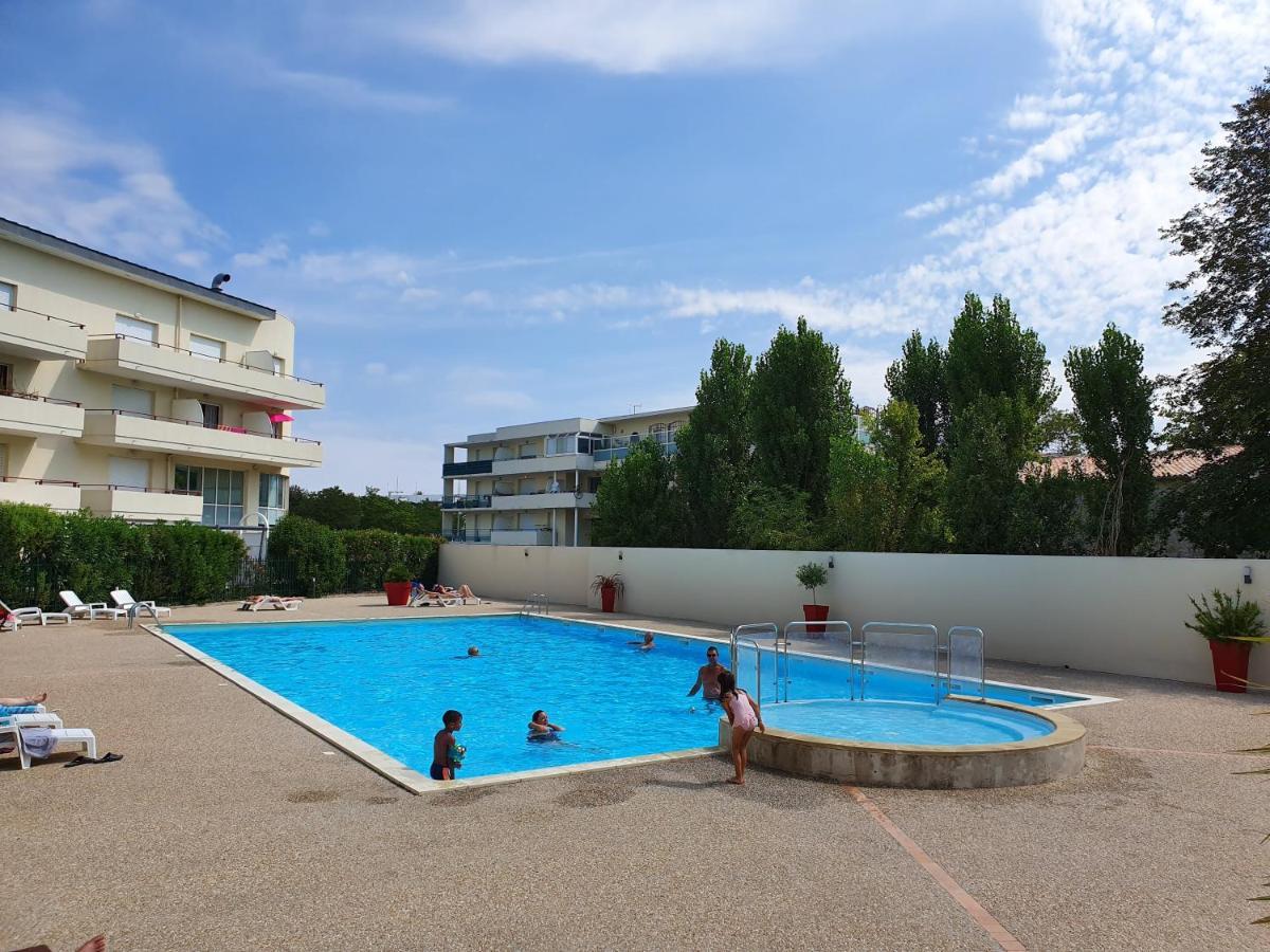 Le Cosy Des Minimes Appartement La Rochelle  Buitenkant foto